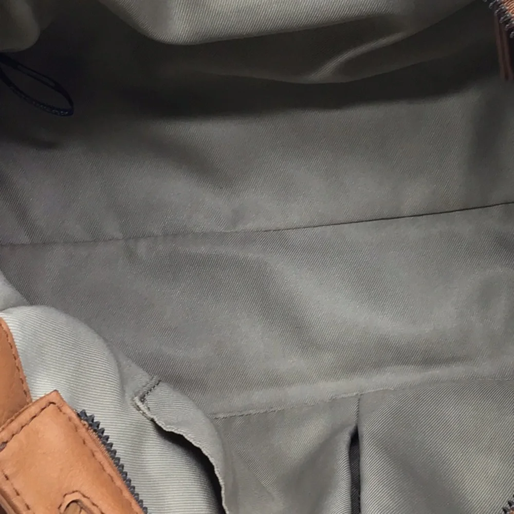 American Leather Co Caramel Brown Pebble Leather Shoulder Bag - Picture 12 of 13